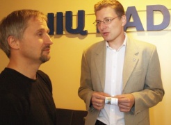 Kornelijos Ežerskytės nuotraukoje: (iš kairės) Ginas Dabašinskas ir Dainius Radzevičius Kornelijos Ežerskytės nuotraukoje: (iš kairės) Ginas Dabašinskas ir Dainius Radzevičius